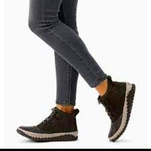 Sorel Out-and-About  booties